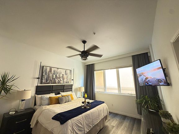 4th image of 4057 1st Ave Unit 111