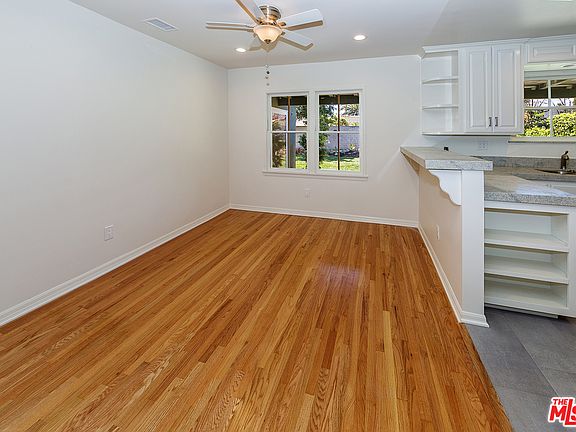 3rd image of 3917 Berryman Ave