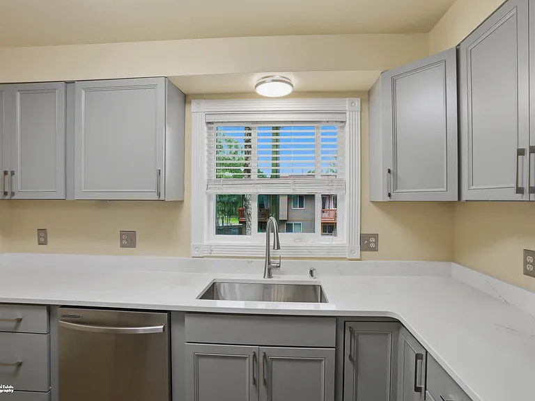 3528 W 40th Ave #A — Photo 3