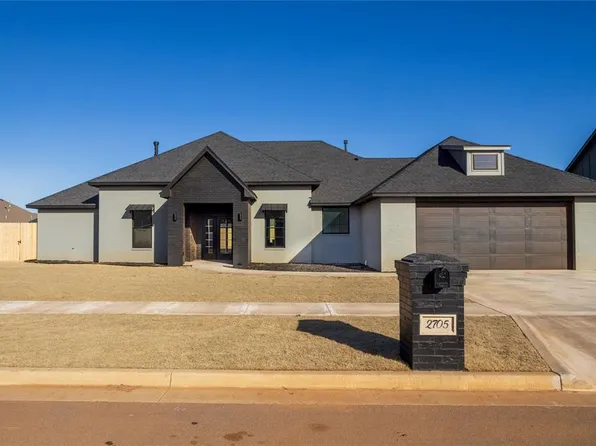 2705 Cloud Nine Cir, Weatherford, OK 73096