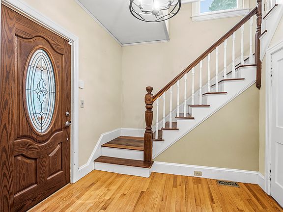 3rd image of 39 Union Street