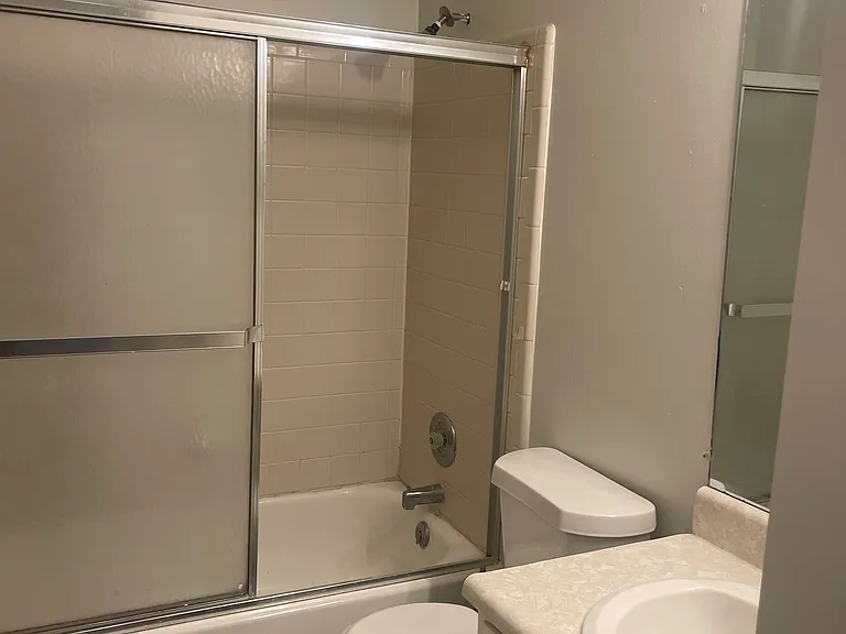 1320 Burgess Dr #1320 — Photo 12