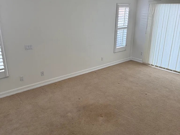1166 Royal Palm Dr — Photo 9