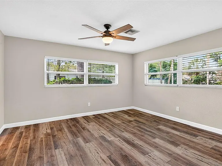 7 Eagle Ln — Photo 16