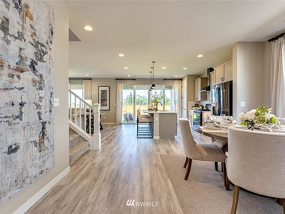 3rd image of 12517 178th Street E #104