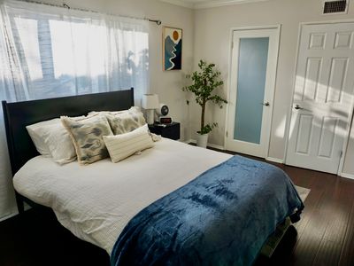 2402 W 117th St, Hawthorne, CA, 90250