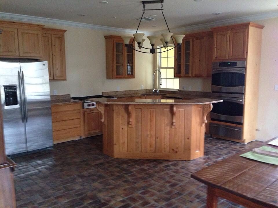 1st image of 18 Sugarberry Pl