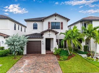 3250 W 96th Pl, Hialeah, FL 33018