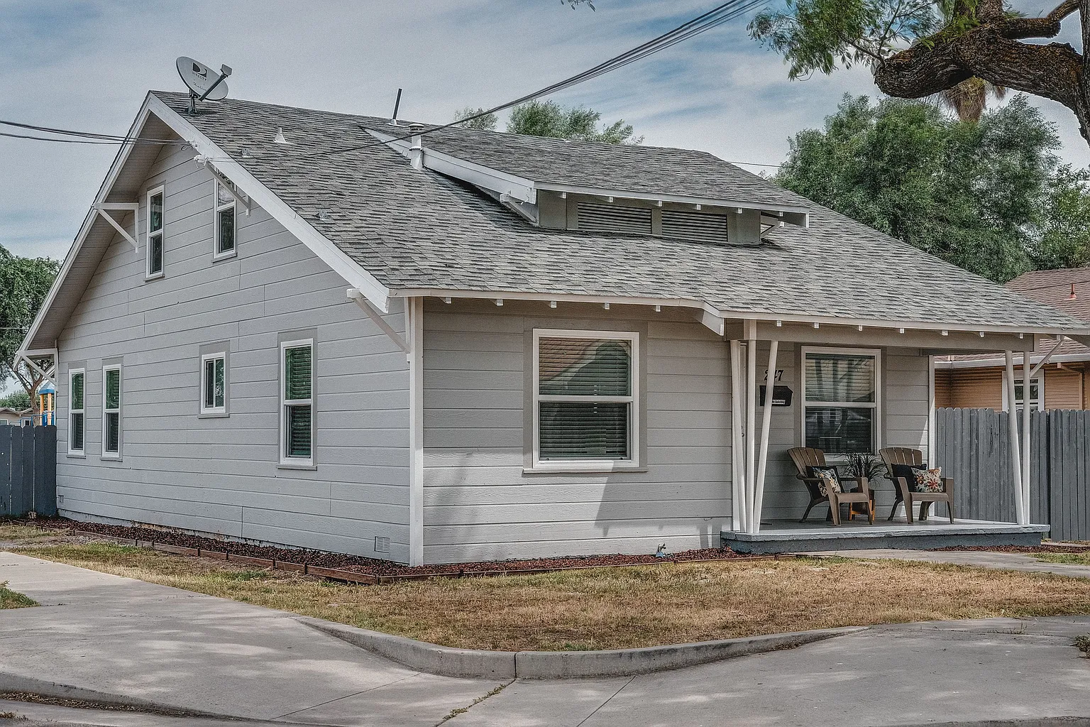247 W Highland Ave photo 1