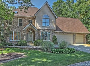 510 Hunters Ct, Chesterton, IN 46304