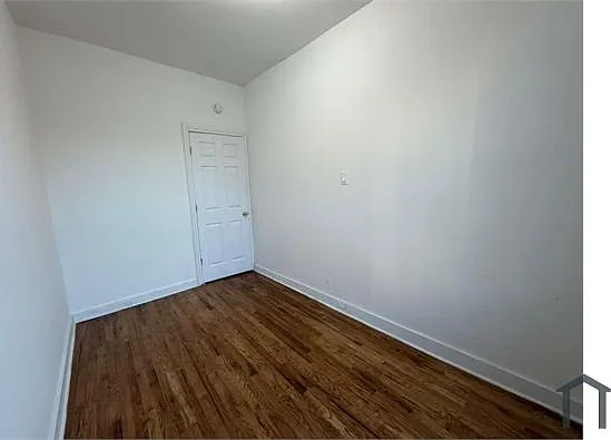 45 Newport St #2F — Photo 6