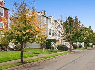 2571 NW 1st Dr, Gresham, OR 97080
