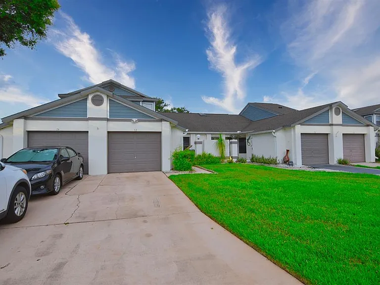 72 Lakepointe Cir — Photo 4