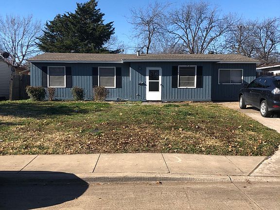 2nd image of 12819 Wilmington Dr