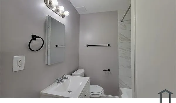 4908 Nelson Ave — Photo 1
