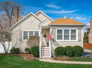 157 E Cayuga Ave, Elmhurst, IL