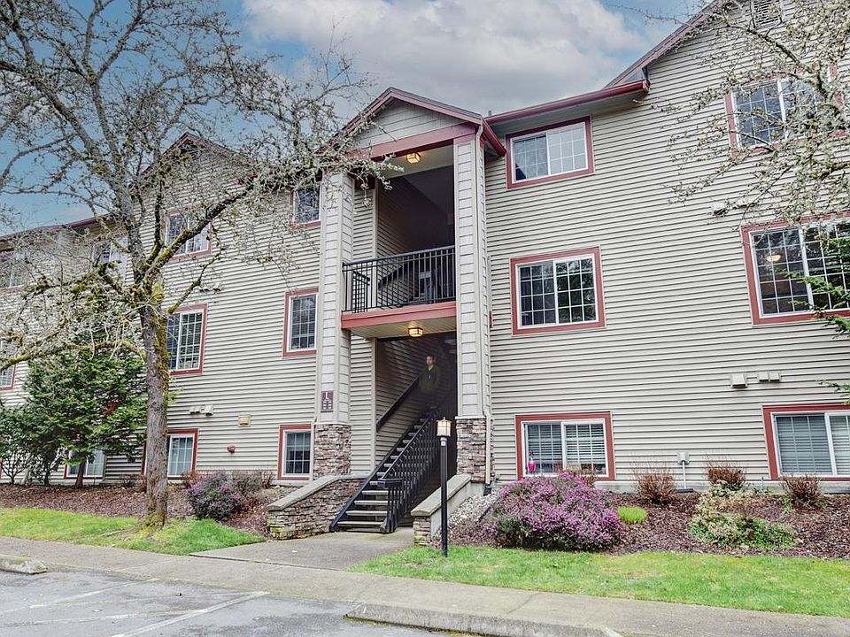 25025 SE Klahanie Blvd Issaquah WA Zillow