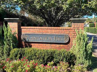 400 Plantation Hill Rd, Gulf Breeze, FL 32561