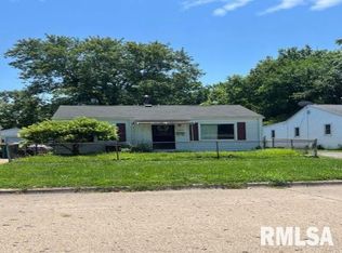 2044 E Monroe St, Springfield, IL 62703