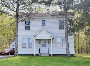 92 Miller Rd, Castleton On Hudson, NY 12033