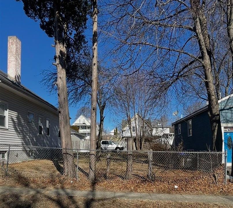 1st image of 81 Indian Rd