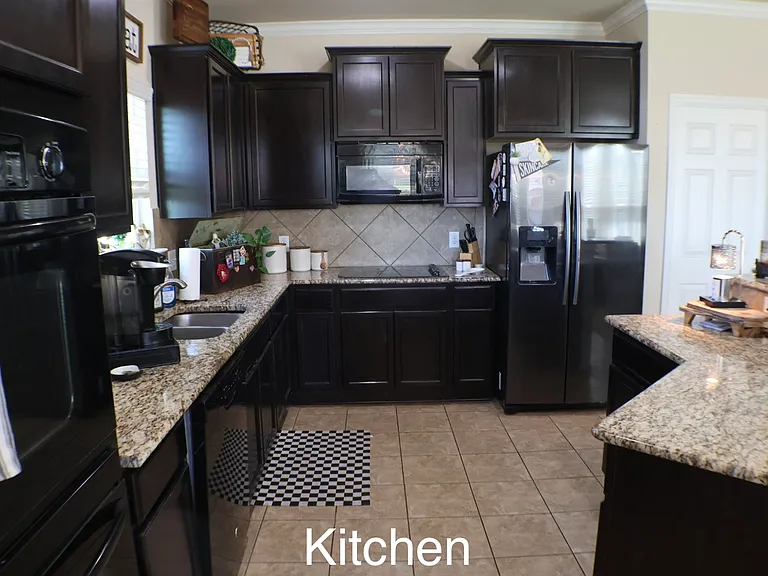9908 Caney Creek Dr — Photo 32