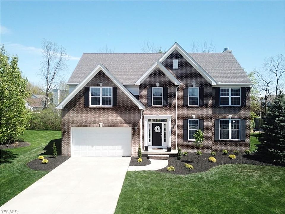 1st image of 331 W Creek Ct
