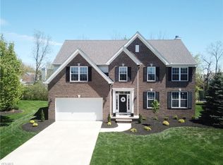 331 W Creek Ct, Avon Lake, OH 44012