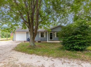 2015 Trapp Goffs Corner Rd, Winchester, KY 40391