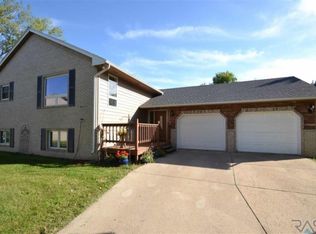 4512 S Eden Cir, Sioux Falls, SD 57106