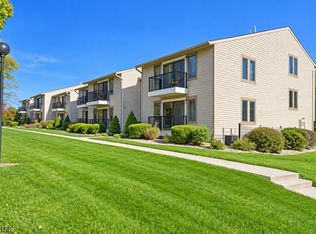 76 Sam Bonnell Dr, Union Twp., NJ 08809