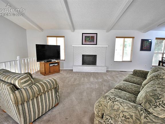 5th image of 6129 Applewood Ridge Cir