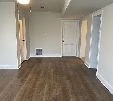 5th image of 2125 W Augusta Blvd #G