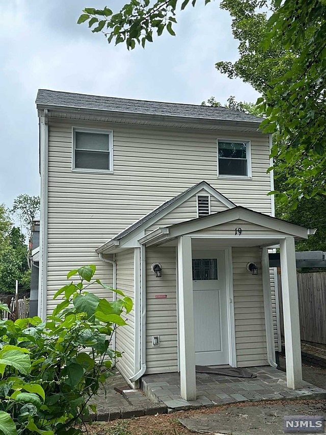 19 Crescent Ave, Totowa, NJ 07512 MLS 23018740 Zillow