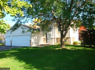 7624 Appaloosa Ln, Lino Lakes, MN 55014