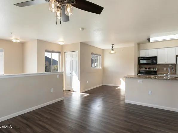 127 Jules Dr #H202, Gypsum, CO 81637