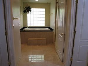1st image of 220 E Concorda Dr