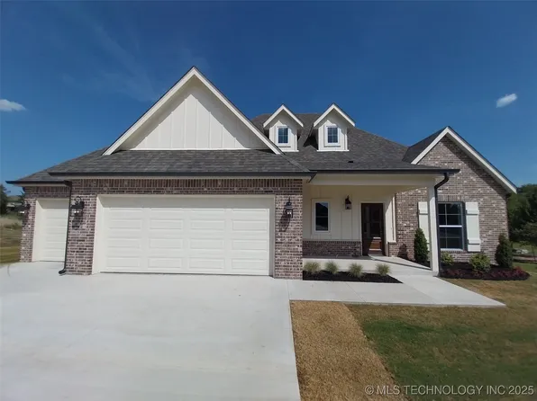 25307 Stonebridge Pkwy, Claremore, OK 74019