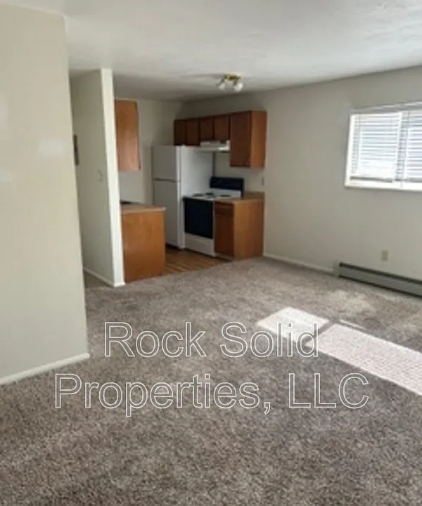 1008 E Jefferson Rd #102