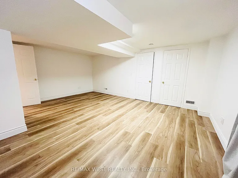 63 Taylorwood Rd #BASEMENT — Photo 10