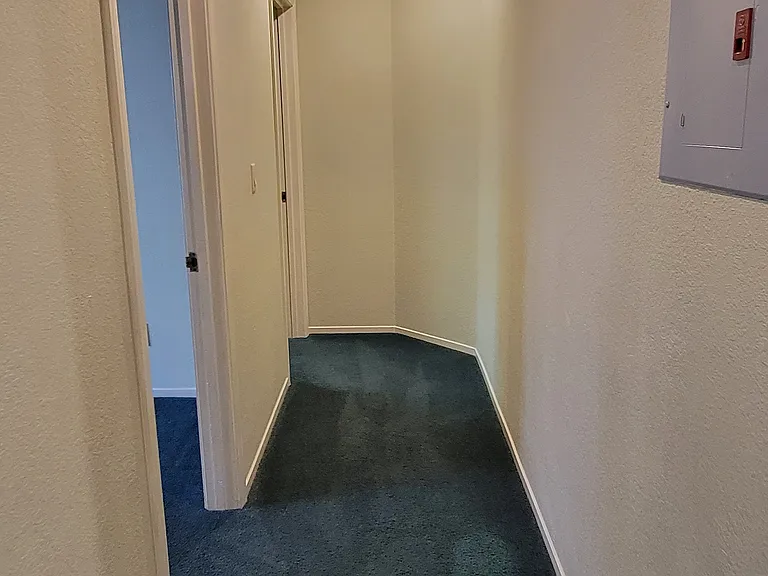 2720 Stuart St #4 — Photo 4