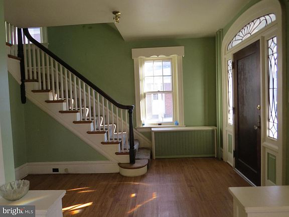 4th image of 106 N Peters St