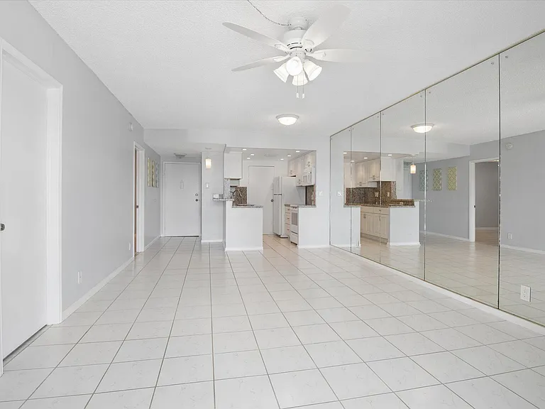 720 Orton Ave #607 — Photo 7