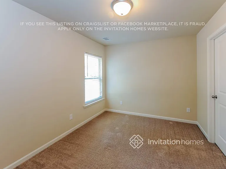 208 Manous Way — Photo 11