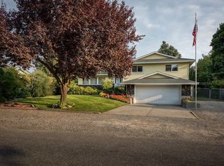 2106 W Saint Emilion Dr, Hayden Lake, ID 83835