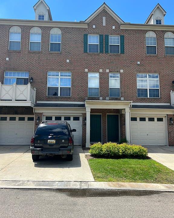 1st image of 39760 Rockcrest Cir