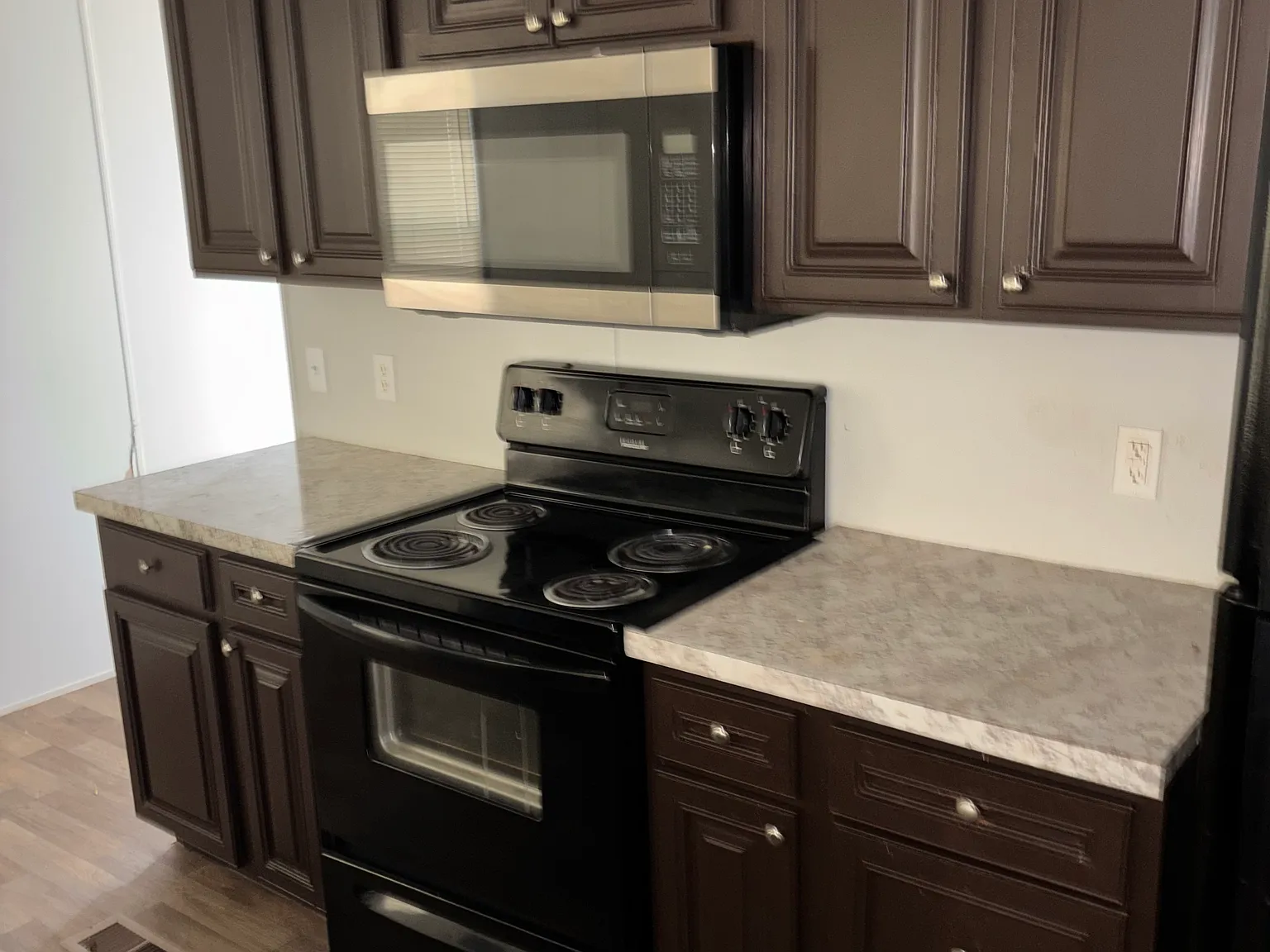 3 bed, 1216 sqft, $1,075 — Photo 3