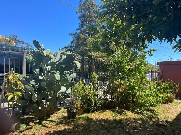 2811 Garden St APT A