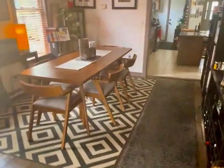 2229 Meyer Ave #1 — Photo 4