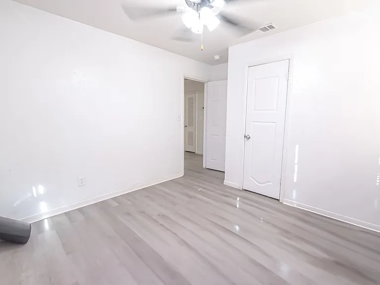 8508 Quebec Dr — Photo 7